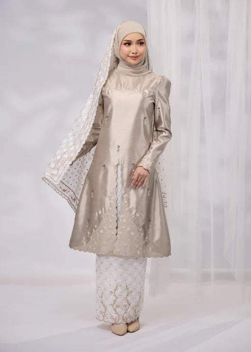 ALANNA KURUNG (CHAMPAGNE)