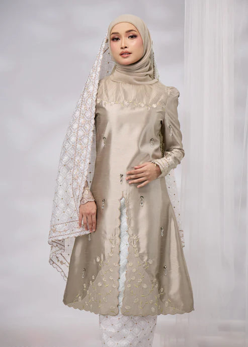 ALANNA KURUNG (CHAMPAGNE)